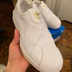 ADIDAS superstar all white slip-on - new with tags! Size 7